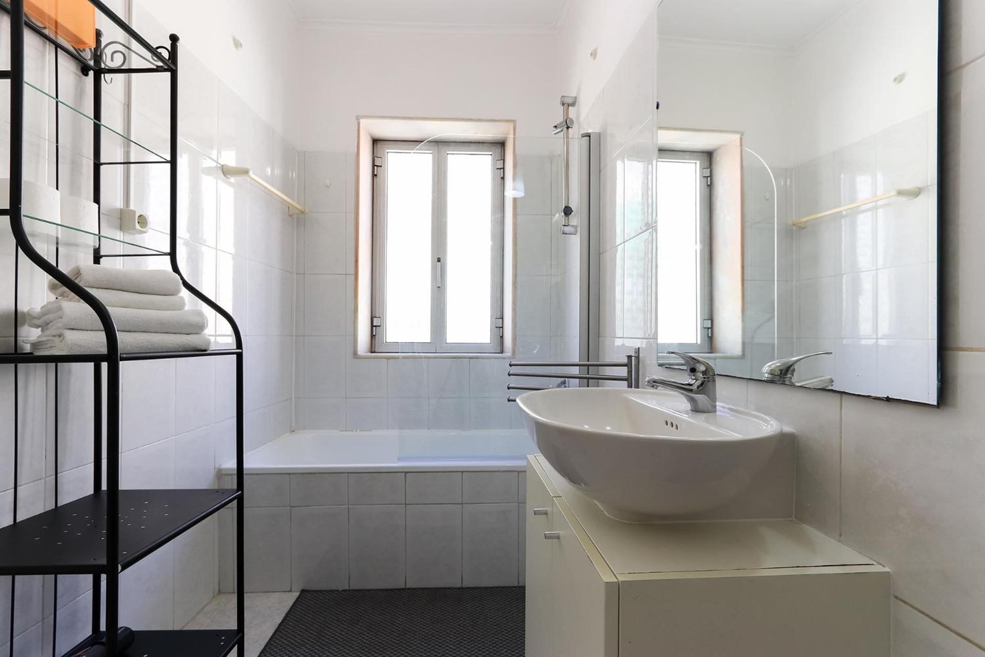 Cozy And Sunny Apartment - Anjos, Lizbona Zewnętrze zdjęcie
